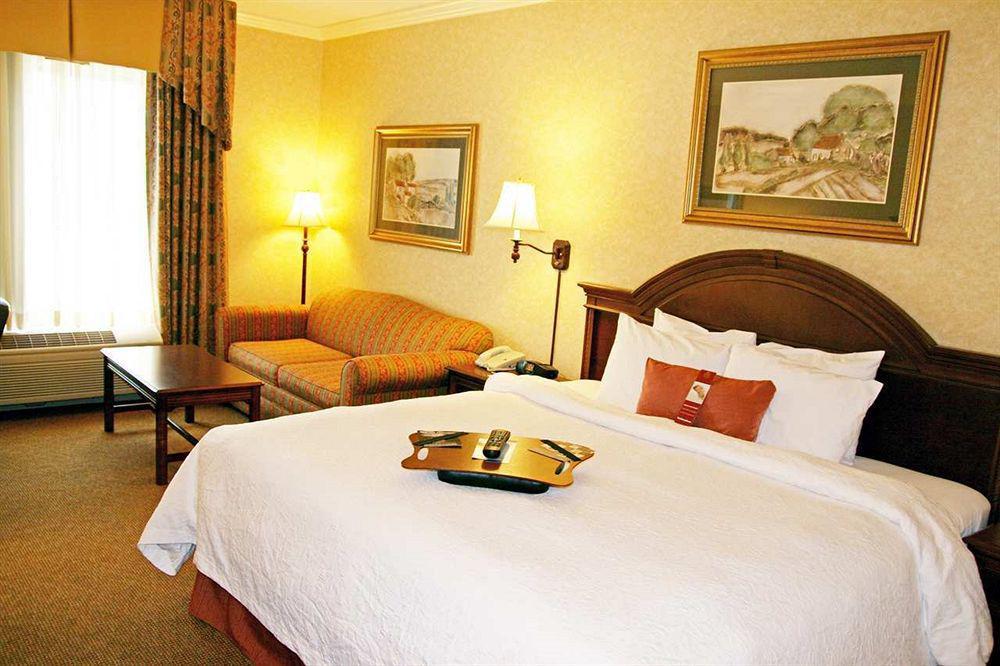 Hampton Inn Coventry-Warwick Area Pokoj fotografie